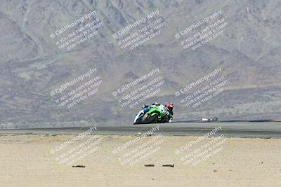 media/Dec-07-2025-CVMA (Sun) [[3e7d2de5dc]]/Race 8-Middleweight Shootout/